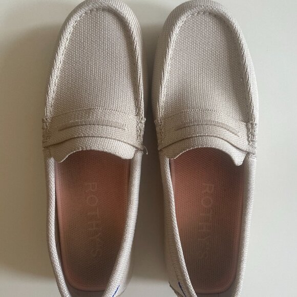 Rothys' Driver in Sesame, Size 8.5 - Picture 2 of 5